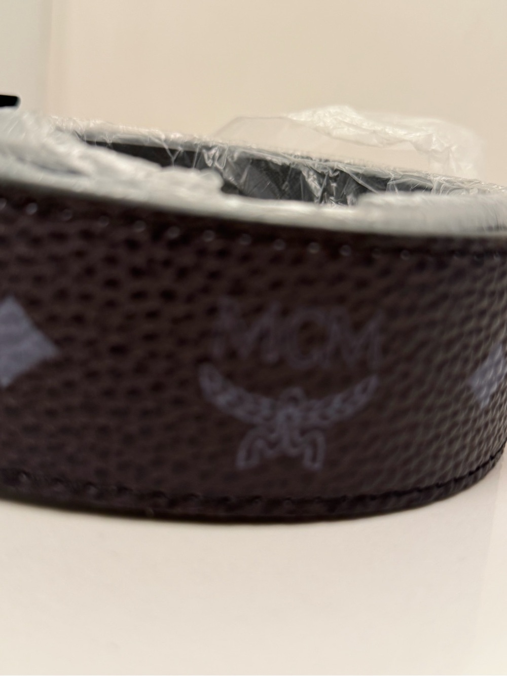 MCM Matte Black Reversible Leather Belt Mens Size 41-43 - Picture 9 of 12